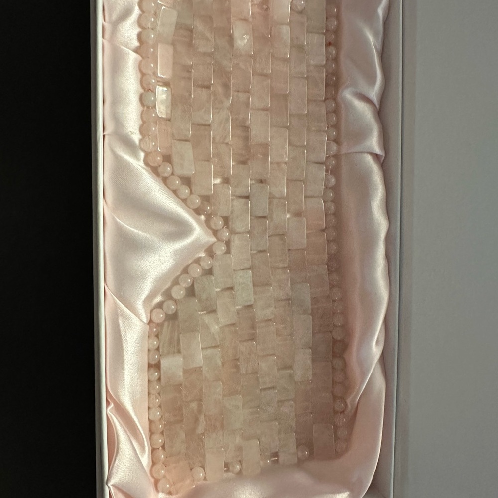 Rose Quartz face mask